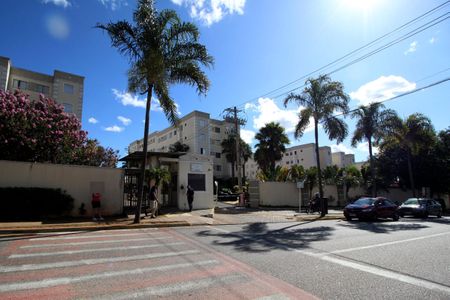 Apartamento para alugar com 47m², 2 quartos e 1 vagaFachada