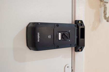 Apartamento para alugar com 60m², 2 quartos e 1 vagaFechadura eletrônica