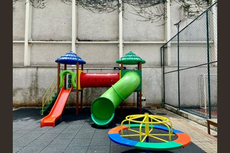 Apartamento à venda com 55m², 2 quartos e 1 vagaÁrea Comum - Playground