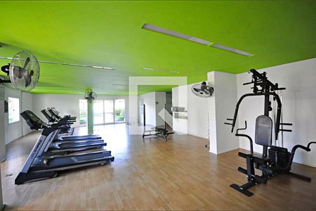 Apartamento para alugar com 76m², 2 quartos e 1 vaga Apartamento para alugar com 76m², 2 quartos e 1 vagaÁrea comum - Academia