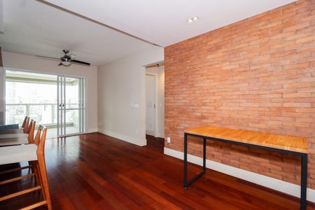 Apartamento para alugar com 76m², 2 quartos e 1 vaga Apartamento para alugar com 76m², 2 quartos e 1 vagaSala