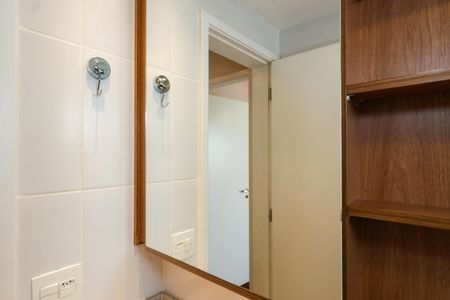Apartamento para alugar com 76m², 2 quartos e 1 vaga Apartamento para alugar com 76m², 2 quartos e 1 vagaBanheiro