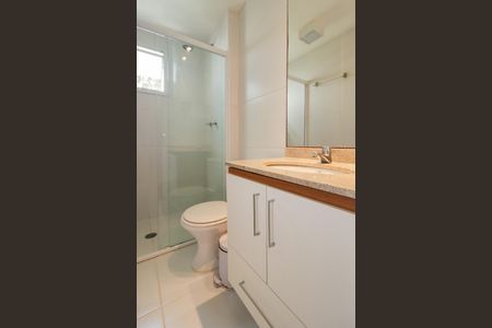 Apartamento para alugar com 76m², 2 quartos e 1 vaga Apartamento para alugar com 76m², 2 quartos e 1 vagaBanheiro da Suíte