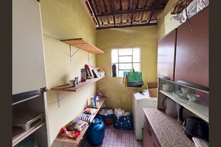 Casa à venda com 330m², 3 quartos e 2 vagasCozinha