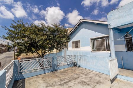 Casa à venda com 120m², 2 quartos e 2 vagasQuintal