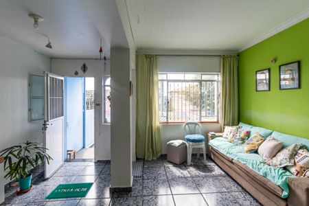 Casa à venda com 120m², 2 quartos e 2 vagasSala