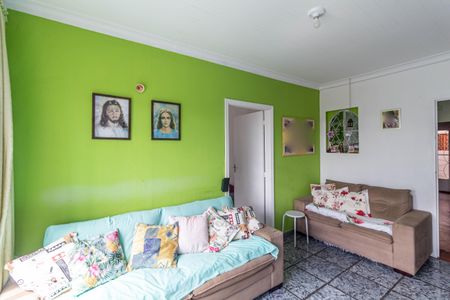 Casa à venda com 120m², 2 quartos e 2 vagasSala