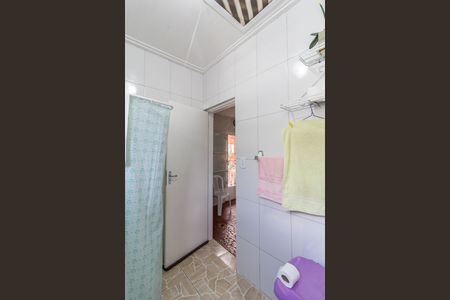 Casa à venda com 120m², 2 quartos e 2 vagasBanheiro