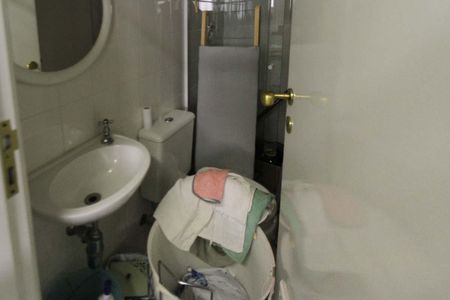 Apartamento à venda com 174m², 3 quartos e 3 vagasBanheiro de serviço