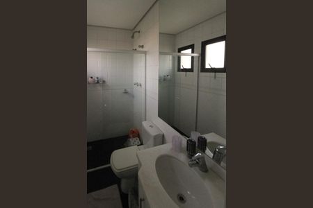 Apartamento à venda com 174m², 3 quartos e 3 vagasBanheiro da Suíte 2