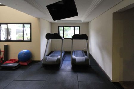 Apartamento à venda com 174m², 3 quartos e 3 vagasÁrea comum - Academia