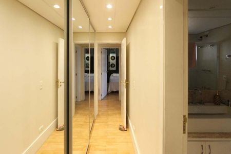 Apartamento à venda com 174m², 3 quartos e 3 vagasCloset da Suíte 3