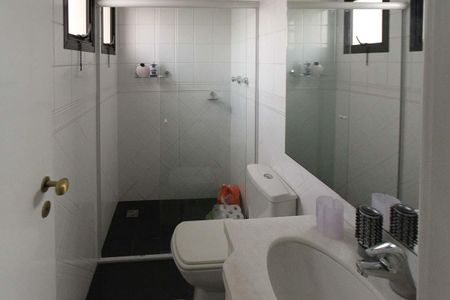 Apartamento à venda com 174m², 3 quartos e 3 vagasSuíte 2