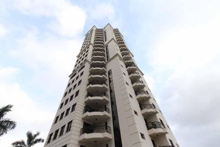 Apartamento à venda com 174m², 3 quartos e 3 vagasFachada