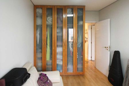 Apartamento à venda com 174m², 3 quartos e 3 vagasSuíte 2