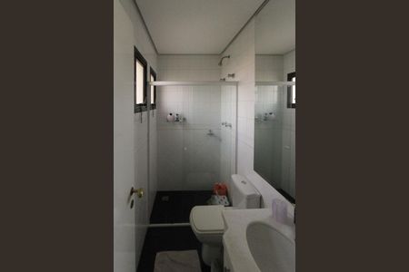 Apartamento à venda com 174m², 3 quartos e 3 vagasBanheiro da Suíte 2