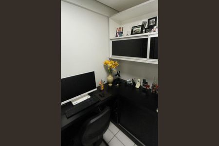 Apartamento à venda com 174m², 3 quartos e 3 vagasEscritório