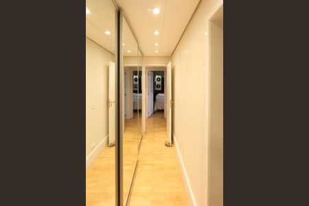 Apartamento à venda com 174m², 3 quartos e 3 vagasCloset da Suíte 3