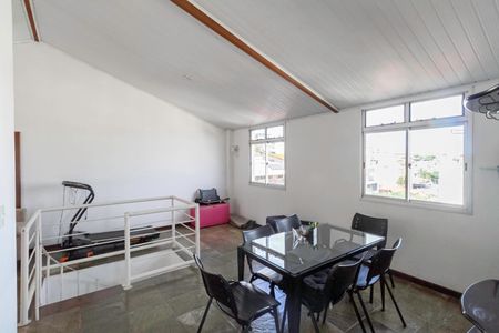 Apartamento à venda com 175m², 4 quartos e 2 vagasCobertura - Sala 2