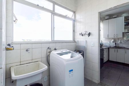 Apartamento à venda com 175m², 4 quartos e 2 vagasÁrea de serviço 