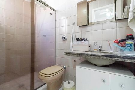 Apartamento à venda com 175m², 4 quartos e 2 vagasBanheiro da suíte 