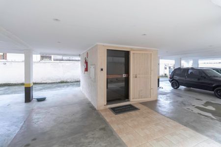 Apartamento à venda com 175m², 4 quartos e 2 vagasEntrada