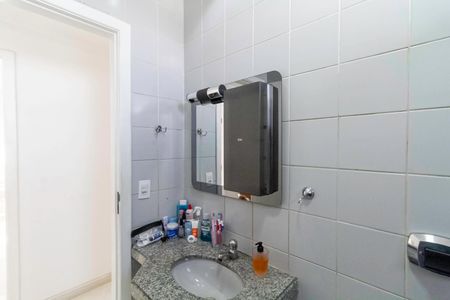 Apartamento à venda com 175m², 4 quartos e 2 vagasBanheiro social 1