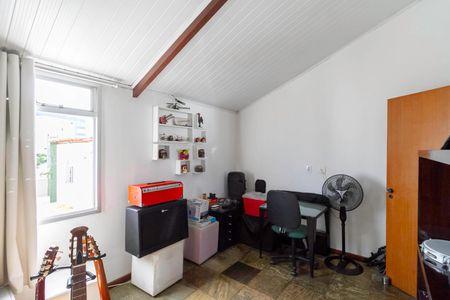 Apartamento à venda com 175m², 4 quartos e 2 vagasCobertura - Quarto 3