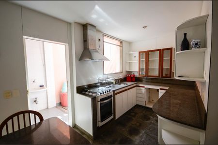 Casa à venda com 180m², 3 quartos e 1 vagaCozinha