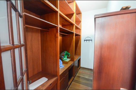 Casa à venda com 180m², 3 quartos e 1 vagaCloset da Suíte