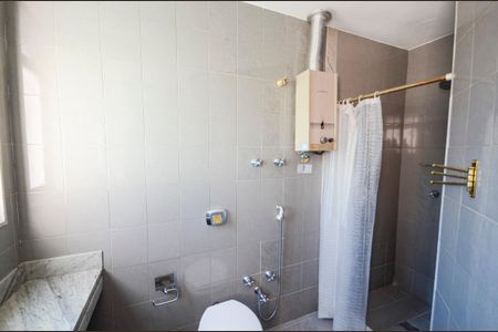 Casa à venda com 180m², 3 quartos e 1 vagaBanheiro da Suíte