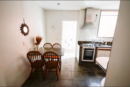 Casa à venda com 180m², 3 quartos e 1 vagaCozinha