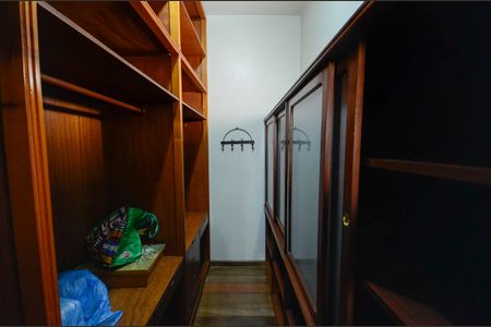 Casa à venda com 180m², 3 quartos e 1 vagaCloset da Suíte