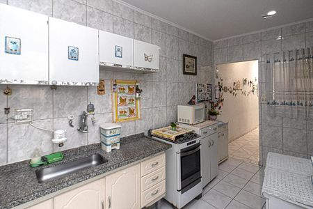 Casa à venda com 690m², 6 quartos e 8 vagasCozinha (Casa 3) 