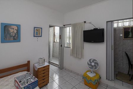 Casa à venda com 690m², 6 quartos e 8 vagasQuarto  (Casa 3) 