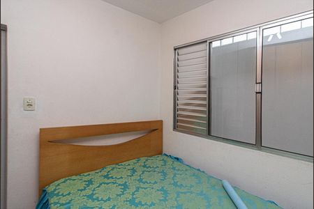 Casa à venda com 690m², 6 quartos e 8 vagasQuarto (Casa 2) 