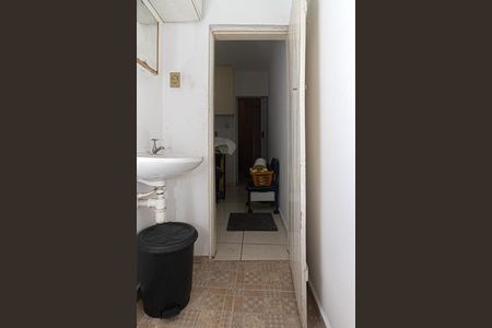 Casa à venda com 690m², 6 quartos e 8 vagasBanheiro  (Casa 2)