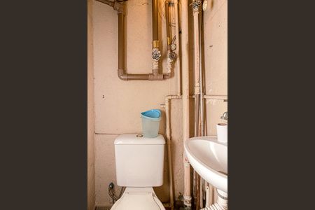 Casa à venda com 690m², 6 quartos e 8 vagasBanheiro do Espaço Gourmet 