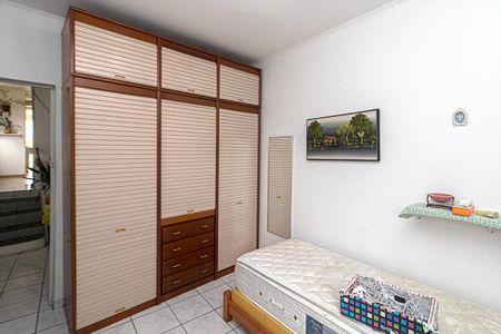 Casa à venda com 690m², 6 quartos e 8 vagasQuarto  (Casa 3) 