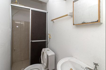 Casa à venda com 690m², 6 quartos e 8 vagasBanheiro  (Casa 2)