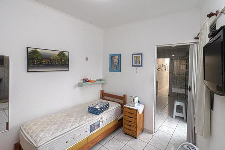 Casa à venda com 690m², 6 quartos e 8 vagasQuarto  (Casa 3) 