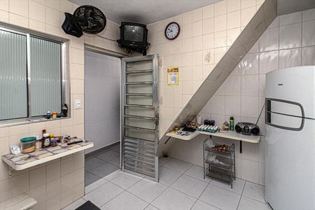 Casa à venda com 690m², 6 quartos e 8 vagasCozinha