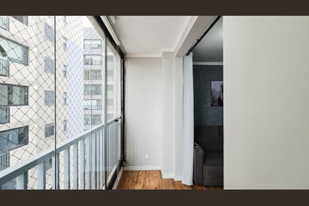 Apartamento à venda com 48m², 2 quartos e 1 vaga Apartamento à venda com 48m², 2 quartos e 1 vagaSacada