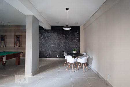 Apartamento à venda com 48m², 2 quartos e 1 vaga Apartamento à venda com 48m², 2 quartos e 1 vagaÁrea comum - Salão de jogos