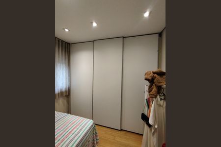 Apartamento à venda com 96m², 3 quartos e 2 vagasQuarto 2