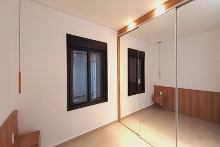 Apartamento para alugar com 76m², 2 quartos e 2 vagasQuarto 2 - Suíte