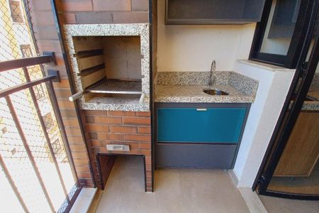 Apartamento para alugar com 76m², 2 quartos e 2 vagasDetalhe da Varanda