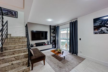 Casa de condomínio à venda com 200m², 3 quartos e 4 vagasSala