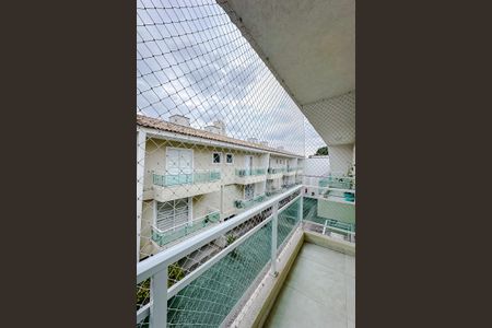 Casa de condomínio à venda com 200m², 3 quartos e 4 vagasVaranda da Suíte