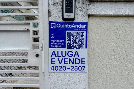 Casa de condomínio à venda com 200m², 3 quartos e 4 vagasPlaquinha